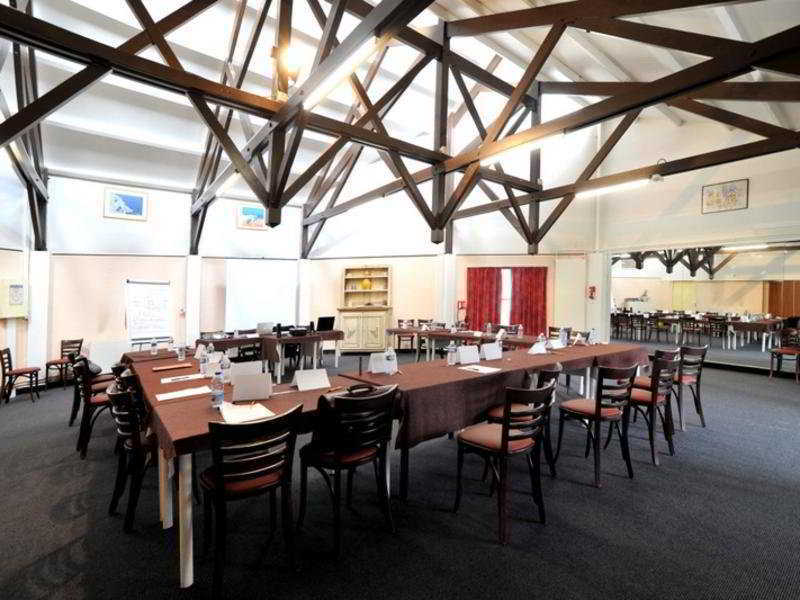 Ibis Budget Saint-Ouen-L'Aumone Exterior photo