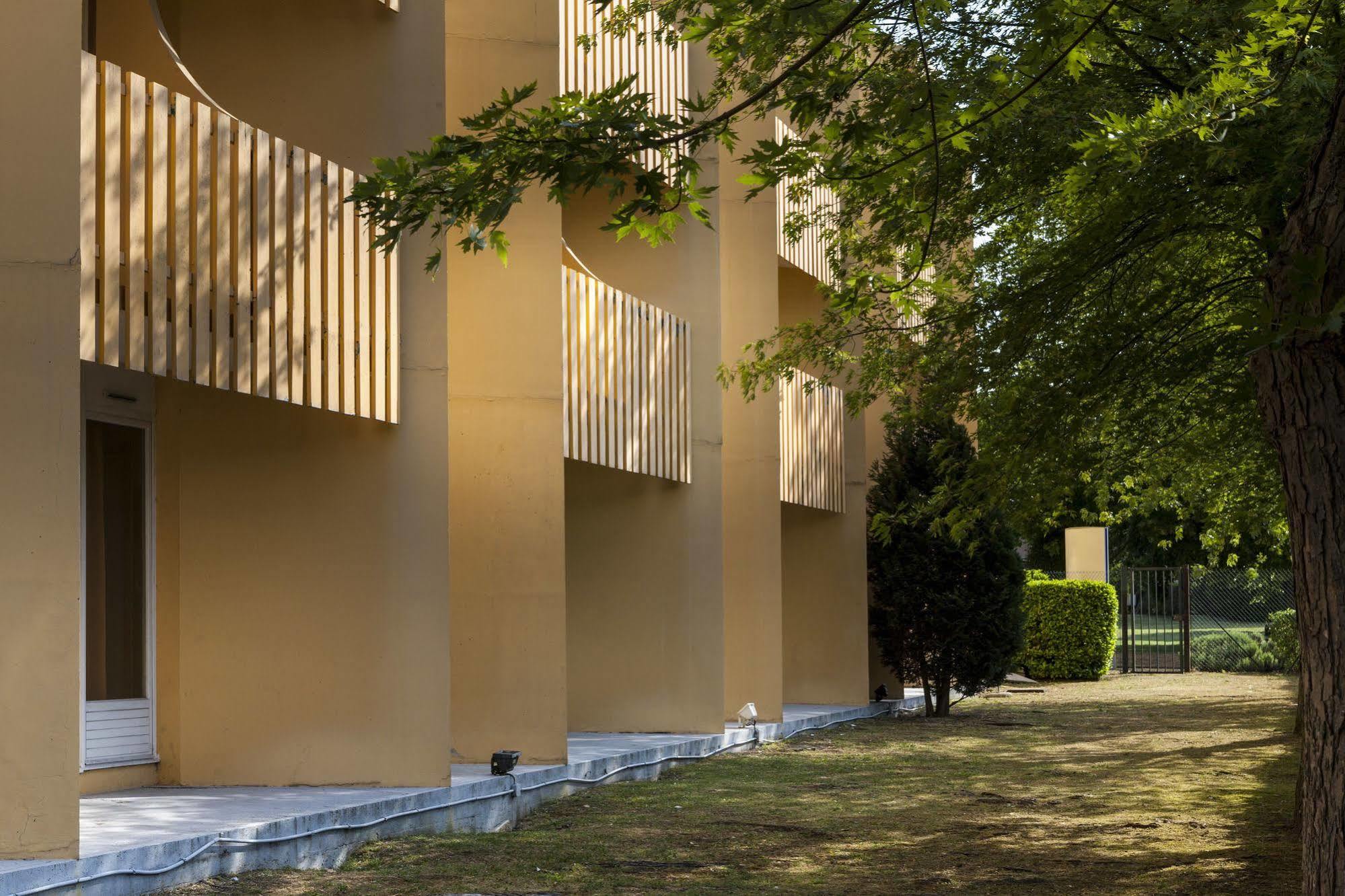 Ibis Budget Saint-Ouen-L'Aumone Exterior photo